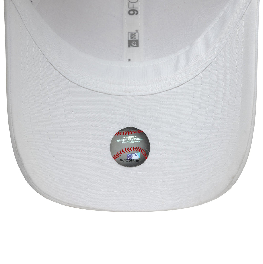 New York Yankees Flawless 9Forty Trucker Snapback White MLB Vintage Snapback Baseball Cap Adjustable Streetwear Hat